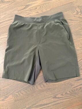 lululemon athletica Men's Olive Green Athletic Shorts